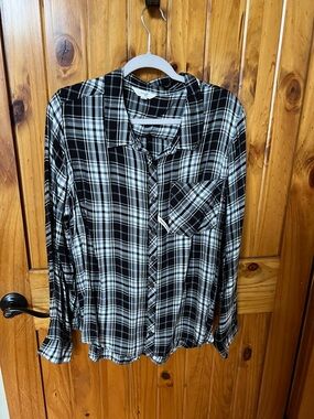 Terra & Sky Black and White Plaid Button-Up Blouse